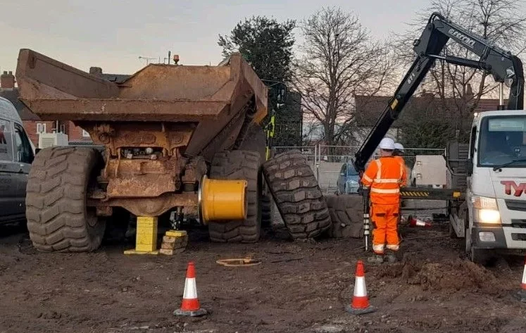 Earthmover Base Image